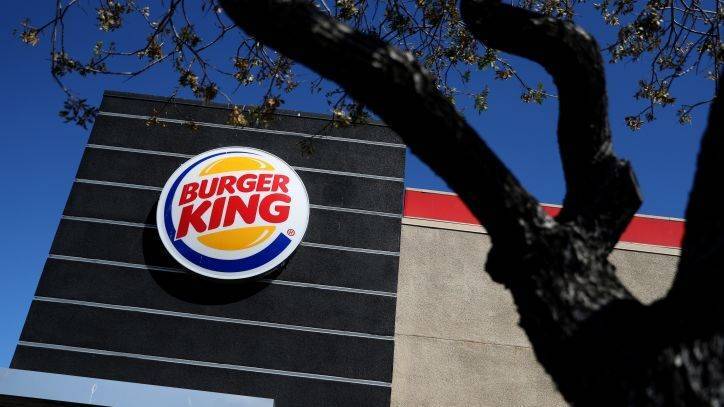 Justin Sullivan - Burger King responds to coronavirus pandemic by offering free kids meals - fox29.com - Usa
