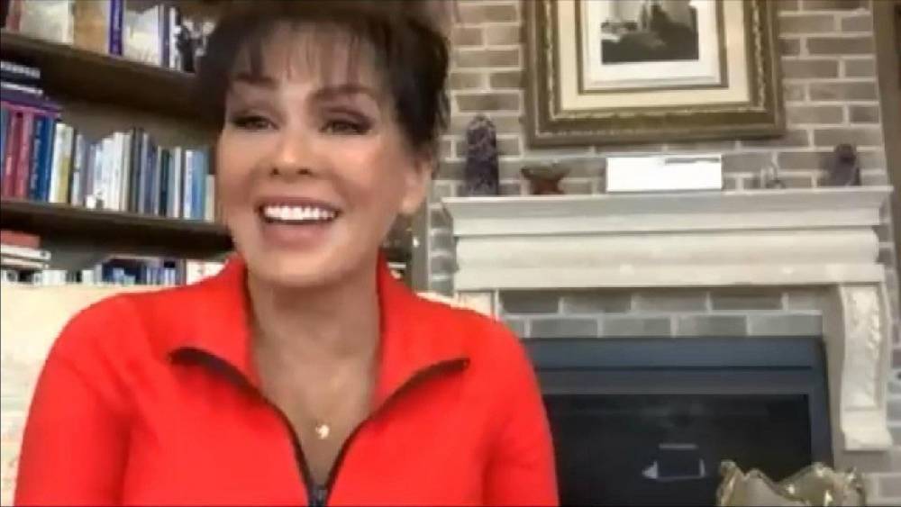 Sharon Osbourne - Marie Osmond - Carrie Ann Inaba - How Marie Osmond Takes Care of Her Gray Hair During Quarantine (Exclusive) - etonline.com