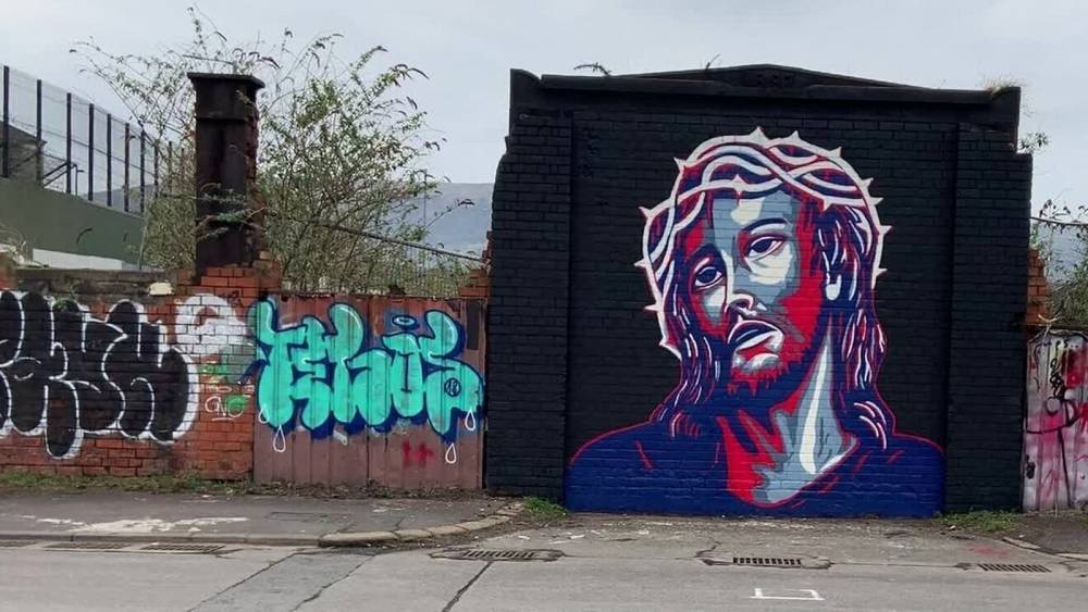 Barack Obama - Belfast artist aims to inspire 'hope' - rte.ie - city Belfast