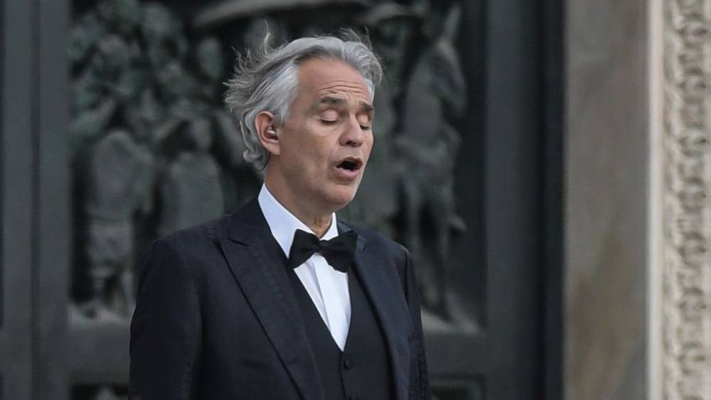 Andrea Bocelli - Andrea Bocelli Sings From Empty Duomo Cathedral in Italy for Special Live Easter Concert - etonline.com - Italy - city Milan, Italy - county Christian