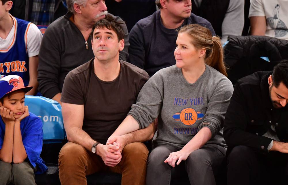 Amy Schumer - Chris Fischer - Howard Stern - Amy Schumer Opens Up About Husband’s Autism Spectrum Diagnosis, Family Plans And More With Howard Stern - etcanada.com
