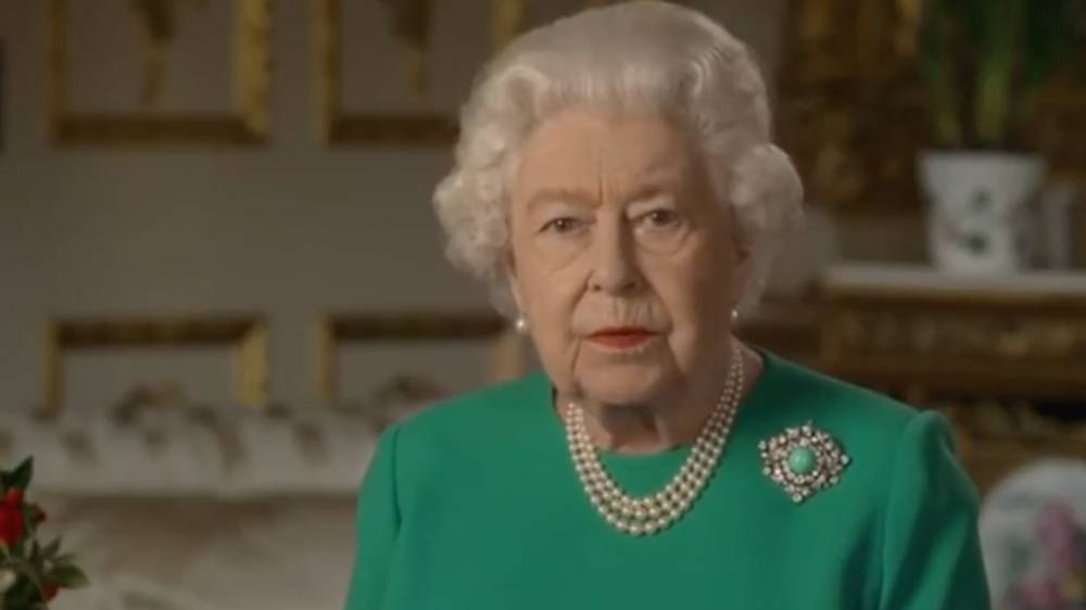 Elizabeth Ii Queenelizabeth (Ii) - prince Charles - Queen Elizabeth II's Rare Address to the British Public Is Making People Emotional - glamour.com - Britain