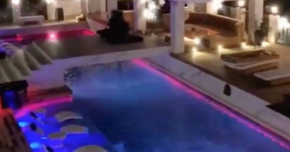 Jason Derulo - Inside Jason Derulo's $3m California fairytale castle with cinema and huge pool - mirror.co.uk - Los Angeles - state California