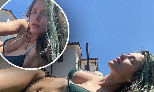 Bella Thorne - Bella Thorne looks fresh-faced as she lounges around her backyard in tiny bikini during quarantine - dailymail.co.uk - state California - county Canyon
