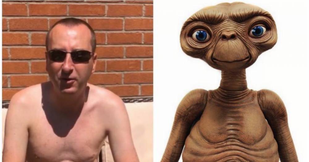 Andy Whyment - Alan Halsall - Coronation Street's Alan Halsall hilariously compares shirtless snap of co-star Andy Whyment to E.T. - ok.co.uk