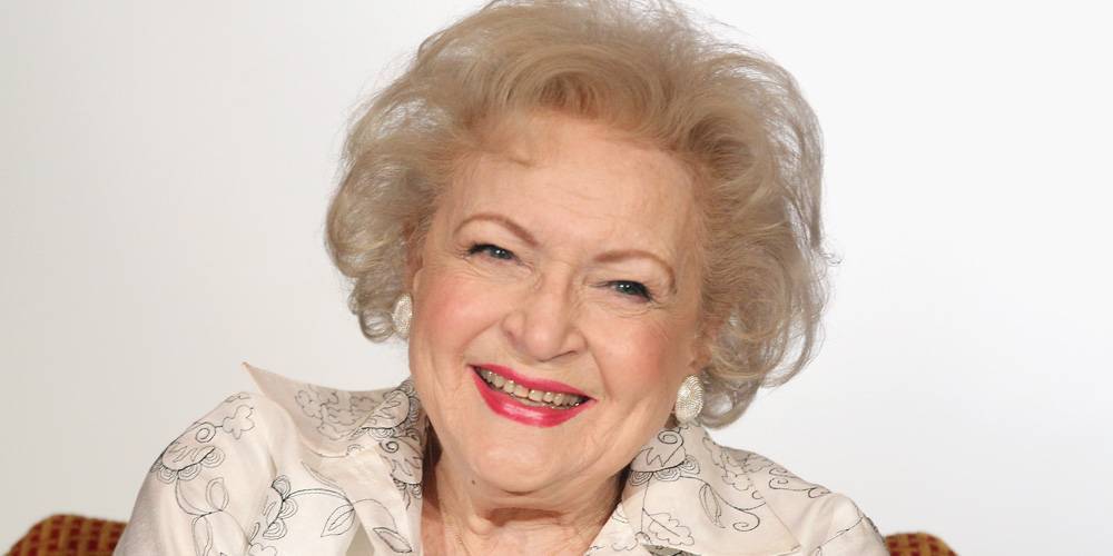 Betty White - Betty White Gives Fans Update On How She's Doing Amid Quarantine - justjared.com