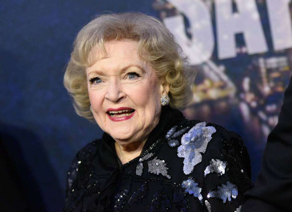 Betty White - Betty White’s Quarantine Visitors Have Included ‘Two Ducks’ Who ‘Come By To Say Hello’ - etcanada.com