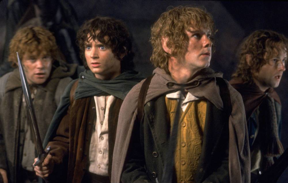 Josh Gad - Orlando Bloom - Ian Mackellen - ‘Lord Of The Rings’ cast to reunite this weekend for Josh Gad’s ‘Reunited Apart’ series - nme.com