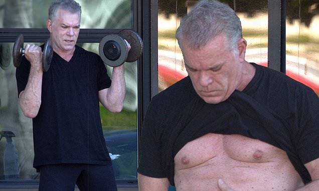 Ray Liotta works out amid lockdown - dailymail.co.uk - Los Angeles - state California - county Hill - county Henry