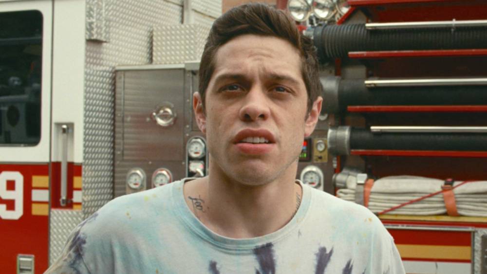 Pete Davidson - Judd Apatow - Pete Davidson's Life Story Gets the Judd Apatow Treatment in 'The King of Staten Island' Trailer - etonline.com - county Island - county King - city Staten Island, county King