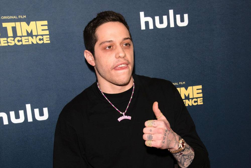 Pete Davidson - Pete Davidson’s new film helped him process his father’s death - hollywood.com - city New York - county Island - county King - city Staten Island, county King