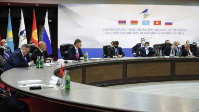 Sergey Lavrov - Armenia and Azerbaijan agree to ceasefire after talks in Russia - fox29.com - Azerbaijan - Russia - city Moscow - Armenia