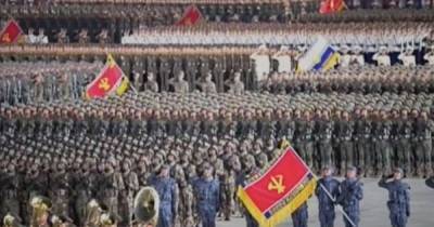 Kim Jong - North Korea holds military parade as Kim Jong-un claims no citizens have coronavirus - mirror.co.uk - South Korea - North Korea
