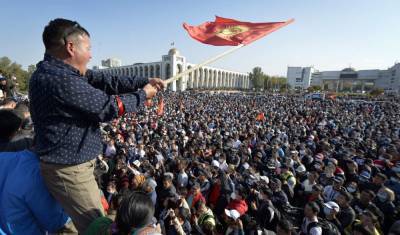 Sooronbai Jeenbekov - Unrest in Kyrgyzstan: govt buildings seized, ex-leader freed - clickorlando.com - city Moscow - Kyrgyzstan - city Bishkek