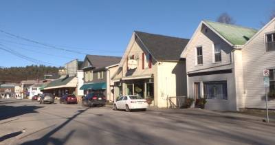 Village of Westport, Ont., adds pre-emptive measures after school COVID-19 outbreak - globalnews.ca - city Kingston - county Jones