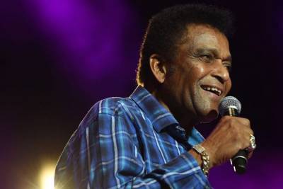Charley Pride - Angel Good Mornin - Black Country Music Legend Charley Pride Dies From COVID-19 Complications - essence.com - state Texas - county Dallas