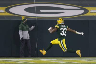 Aaron Rodgers - Packers outlast Panthers 24-16 for 4th straight victory - clickorlando.com - county Bay - city New Orleans - state Wisconsin - county Jones - county Green
