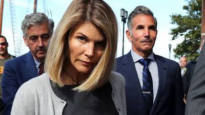 Lori Loughlin - Mossimo Giannulli - Lori Loughlin released from prison after serving 2 months for role in college admissions scandal - fox29.com - Usa - city Boston - city Dublin