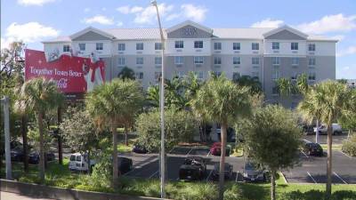 Florida hotel employee finds woman’s body in room - clickorlando.com - state Florida - county Broward