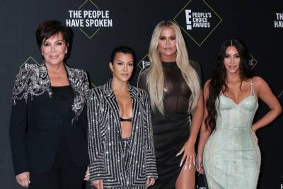 Khloe Kardashian - Kim Kardashian - Kris Jenner - COVID shuts down Kardashian Christmas Eve party - hollywood.com