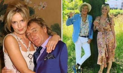 Rod Stewart - Penny Lancaster - Rod Stewart and wife Penny Lancaster celebrate big moment with low-key backseat takeaway - express.co.uk - county Hyde