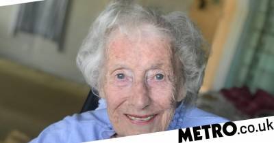 Vera Lynn - Dame Vera Lynn - Vera Lynn’s songs, daughter and early life as We’ll Meet Again singer dies aged 103 - metro.co.uk - Britain