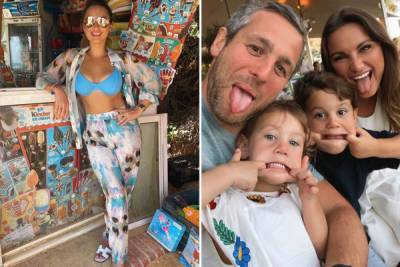 Sam Faiers - Sam Faiers’ fans defend her after she’s branded ‘selfish’ for visiting Spain with her kids amid the coronavirus pandemic - thesun.co.uk - Spain - Britain