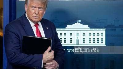 Donald Trump - Drew Angerer - Deaf association sues White House for not providing ASL interpreter at COVID-19 briefings - fox29.com - Usa - Washington - city Washington