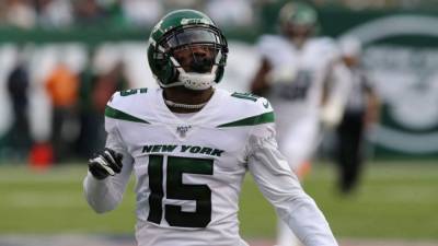 NFL player Josh Bellamy charged in $24M COVID relief loan scam - fox29.com - New York - city New York - state New Jersey - county Rutherford
