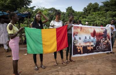 Nana Akufo-Addo - West African leaders urge civilian rule in Mali within days - clickorlando.com - Ghana - Mali