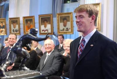 Carson Palmer, Bob Stoops lead college Hall of Fame class - clickorlando.com - state Tennessee - county Miami - state Arizona - state North Carolina - state Texas - state Iowa - state Kansas - county Taylor - county Morgan - state Oklahoma - county Wilson - county Barton - county Harris
