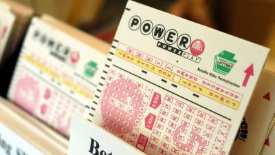 Powerball jackpot rises to $635M ahead of Saturday drawing - fox29.com - state Pennsylvania - county Cross - state Iowa - Des Moines, state Iowa