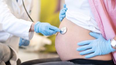 17% of Covid patients in England ICUs are pregnant - rte.ie - Britain