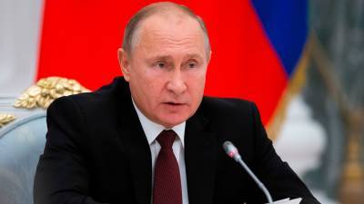 Vladimir Putin - Putin orders Russians stay off work for a week amid rising COVID-19 infections, deaths - fox29.com - Russia - city Moscow