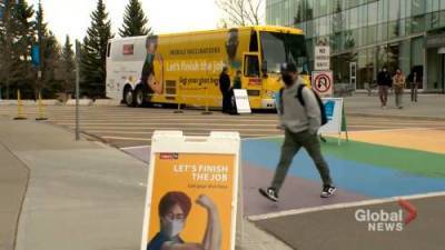 Gil Tucker - Protestors target mobile COVID-19 vaccination clinic in Calgary - globalnews.ca