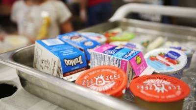 Schools forced to limit lunch options amid nationwide supply chain crisis - fox29.com - state Ohio