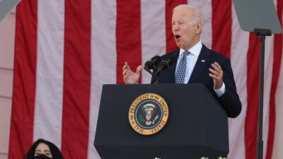 Joe Biden - Biden calls veterans the 'soul of America' in Arlington ceremony - fox29.com - Usa - Iraq - county Day - Washington - state Virginia - county Arlington