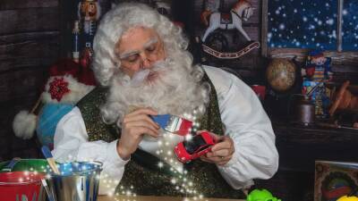 Santa Claus may not be coming to town this year amid hired Santa shortage - fox29.com - Usa - city Santa - city Santa Claus