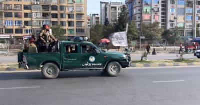 The Taliban is rebranding Kabul with its white flags, but what comes next has Afghans on edge - globalnews.ca - Canada - Afghanistan