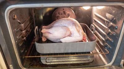 Don't wash your turkey this Thanksgiving, CDC says - fox29.com - city Atlanta
