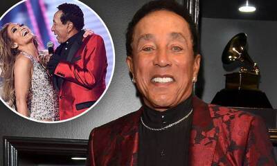 Smokey Robinson urges people to take preventative measures against COVID-19: 'Protect yourself' - dailymail.co.uk - city Motown