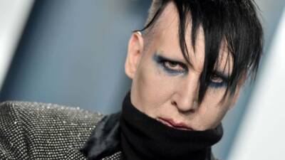 Marilyn Manson's home searched amid sexual abuse investigation - fox29.com - Los Angeles - county Los Angeles