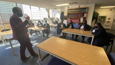 Philly Charter School competing to be best mock trial team in the world - fox29.com - Usa - state Indiana