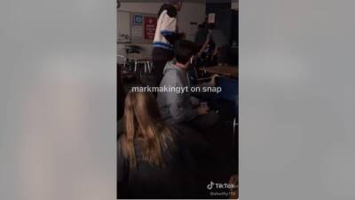 'See my badge, bro': Oxford High School students escape through window as voice claims to be deputy - fox29.com - state Michigan - county Oxford - county Oakland