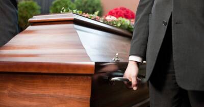 Families will be charged for funeral webcasts from next year - unless Covid restrictions return - manchestereveningnews.co.uk