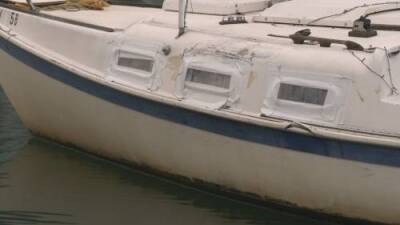 Dozens of derelict boats in False Creek - globalnews.ca - Jordan