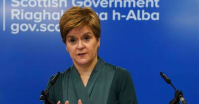 Nicola Sturgeon - Nicola Sturgeon Omicron warning as Public Health Scotland report Covid cases spike - dailyrecord.co.uk - Scotland