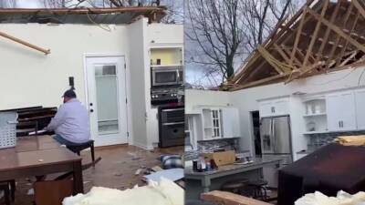 Man plays piano inside Kentucky home destroyed by tornado - fox29.com - state Kentucky - Jordan