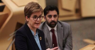 Nicola Sturgeon 'very sorry' to Scots turned away from covid booster vaccination centres - dailyrecord.co.uk - Britain - Scotland