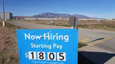 US unemployment claims rise by 28,000, but still low at 222,000 - fox29.com - Usa - Washington